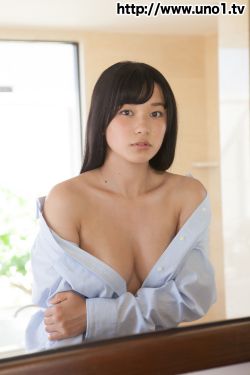 两个美女大乳喷奶水视频